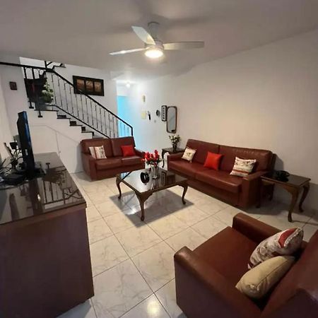 Marias Spacious Aparment Paphos Buitenkant foto