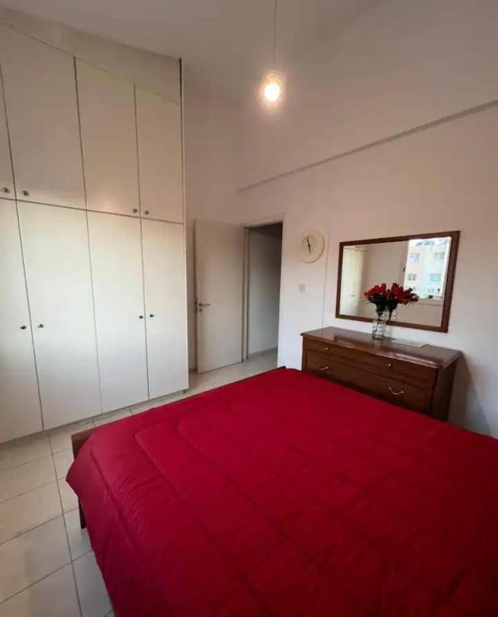 Marias Spacious Aparment Paphos Buitenkant foto