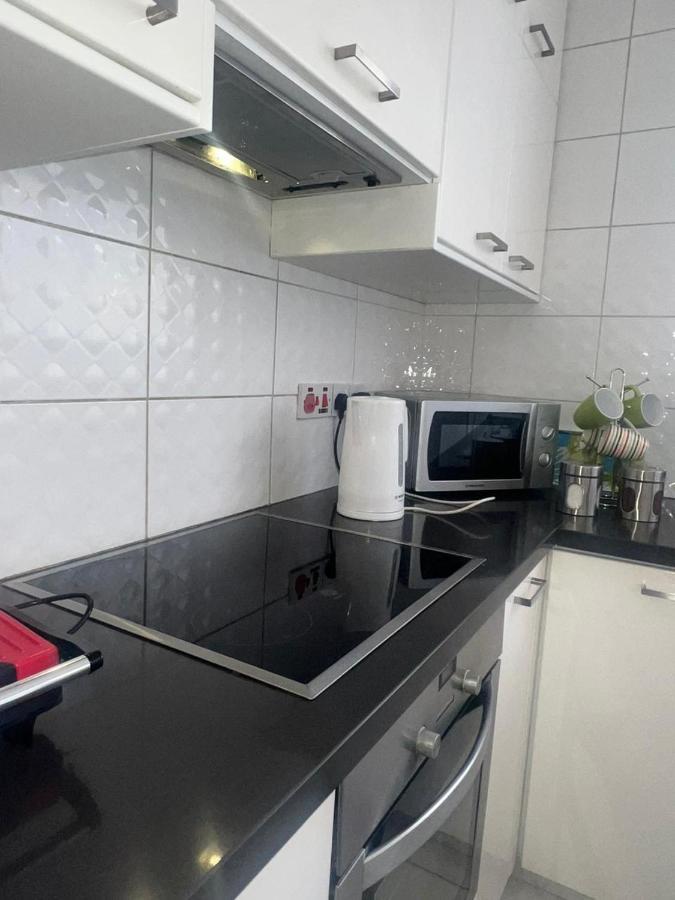 Marias Spacious Aparment Paphos Buitenkant foto