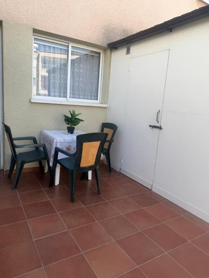 Marias Spacious Aparment Paphos Buitenkant foto